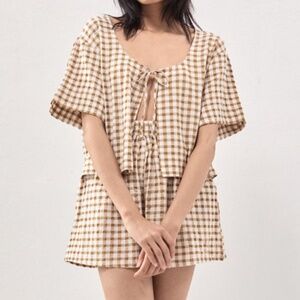 Gingham Tie-Front Crop Top in Tan